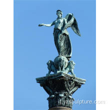 Angel Statue di bronzo con i leoni marini in vendita